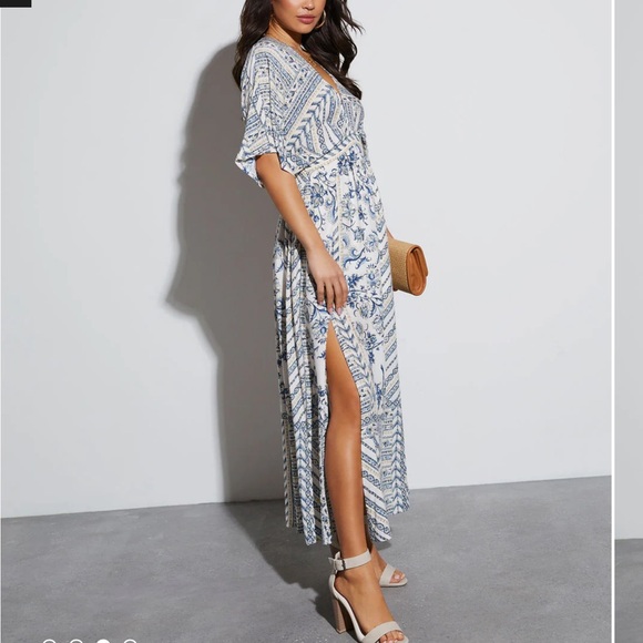 Vici Shoreside Maxi Dress - Picture 3 of 5